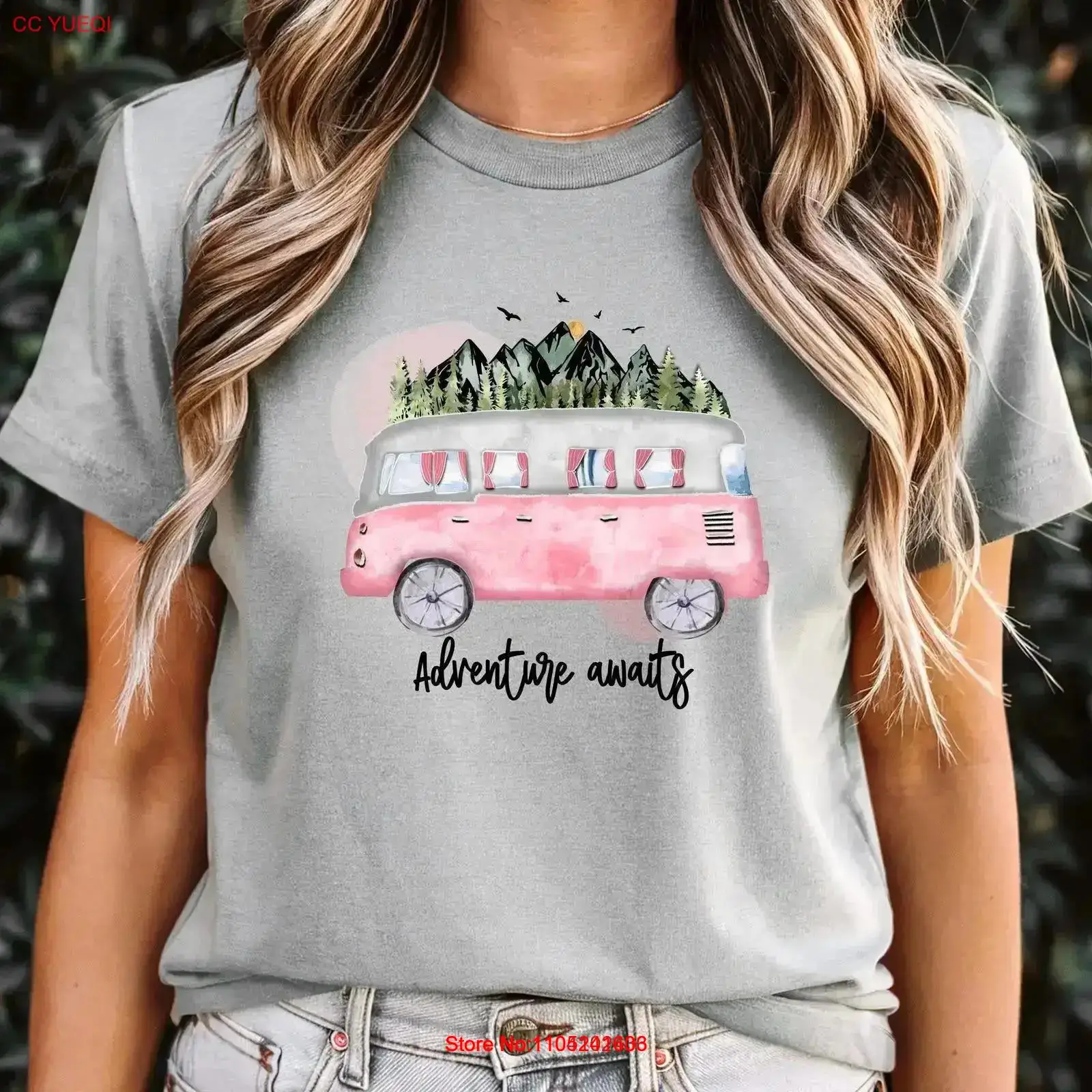 Camiseta Adventure Awaits para - Outdoor Adventure Mountaintop Backpack reseña y precio